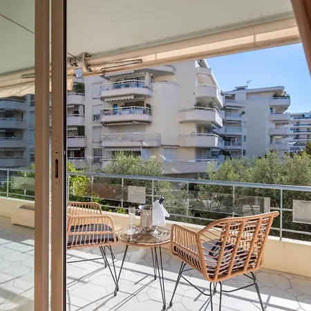 Apartamento Spacious 2-br Walk To & Center