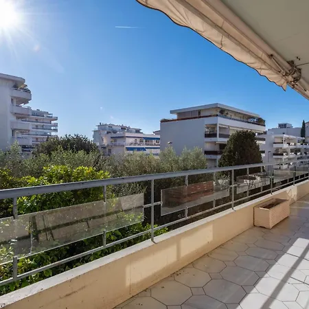 Apartamento Spacious 2-br Walk To & Center *